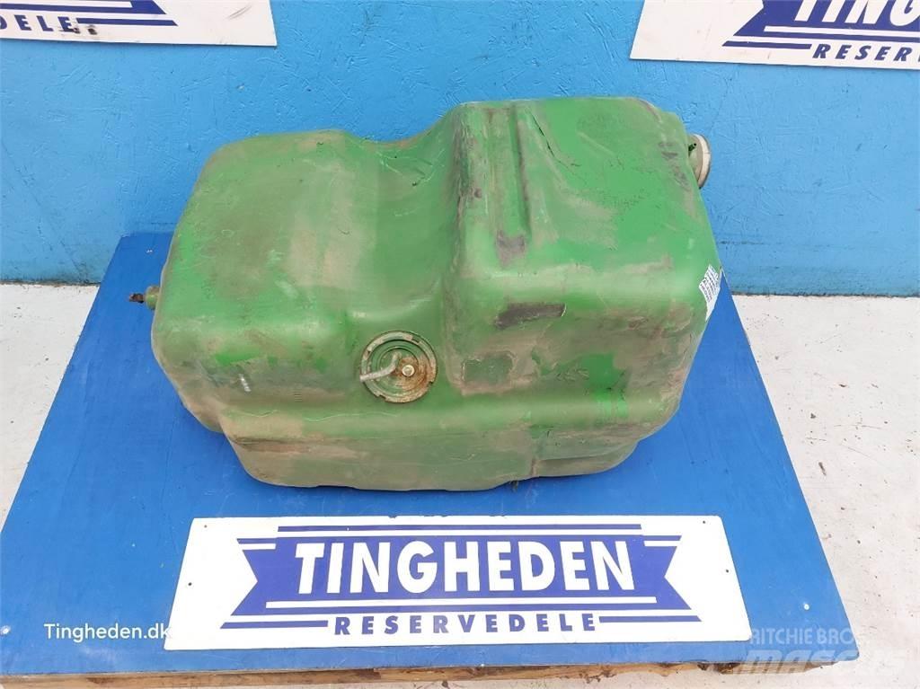John Deere 2140 Cits traktoru papildaprīkojums