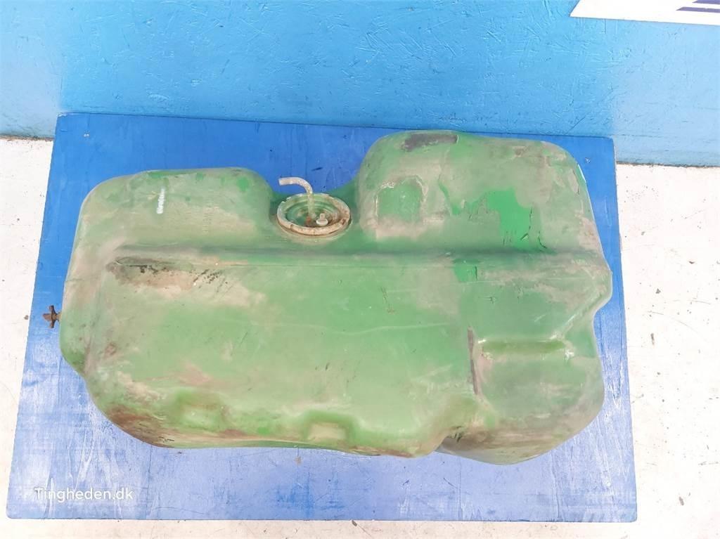 John Deere 2140 Cits traktoru papildaprīkojums