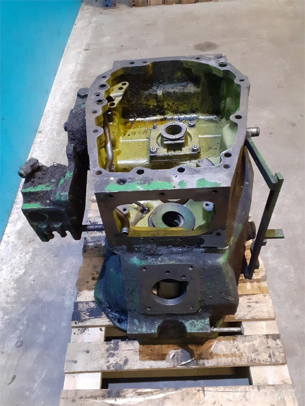 John Deere 2240 Transmisija