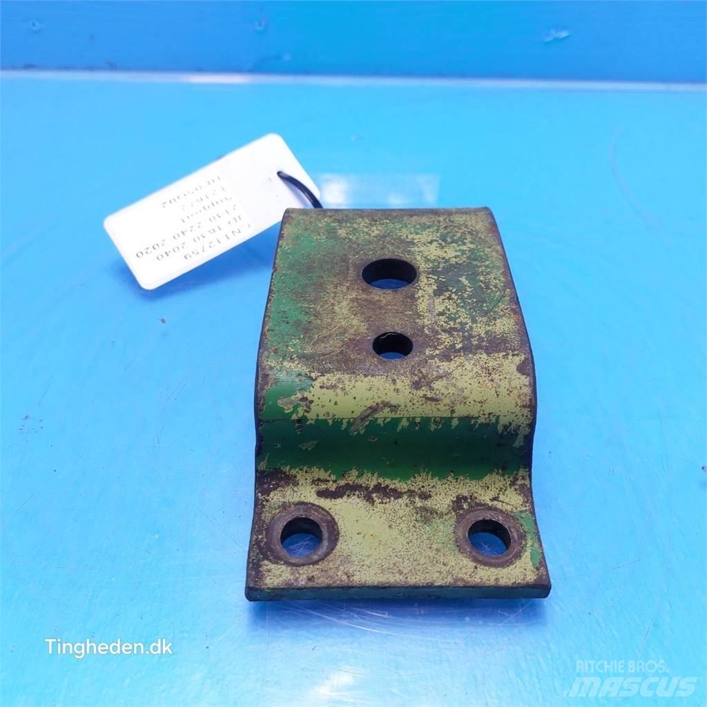 John Deere 2240 Cits traktoru papildaprīkojums