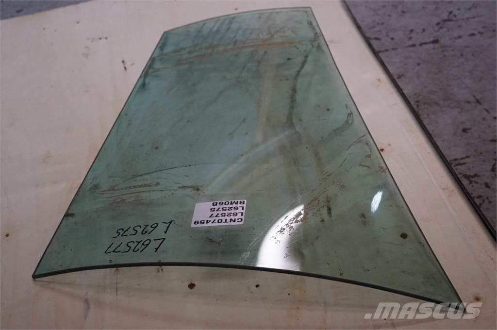 John Deere 2250 Kabīnes un interjers