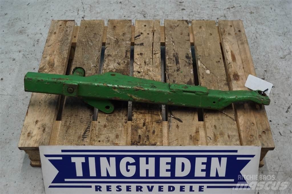 John Deere 2450 Cits traktoru papildaprīkojums