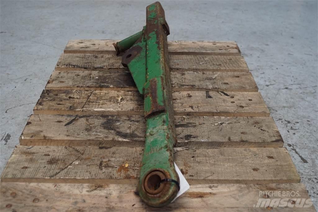 John Deere 2450 Cits traktoru papildaprīkojums