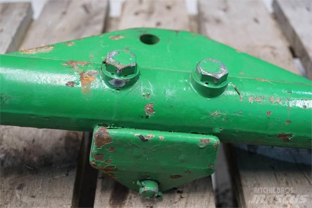 John Deere 2450 Cits traktoru papildaprīkojums