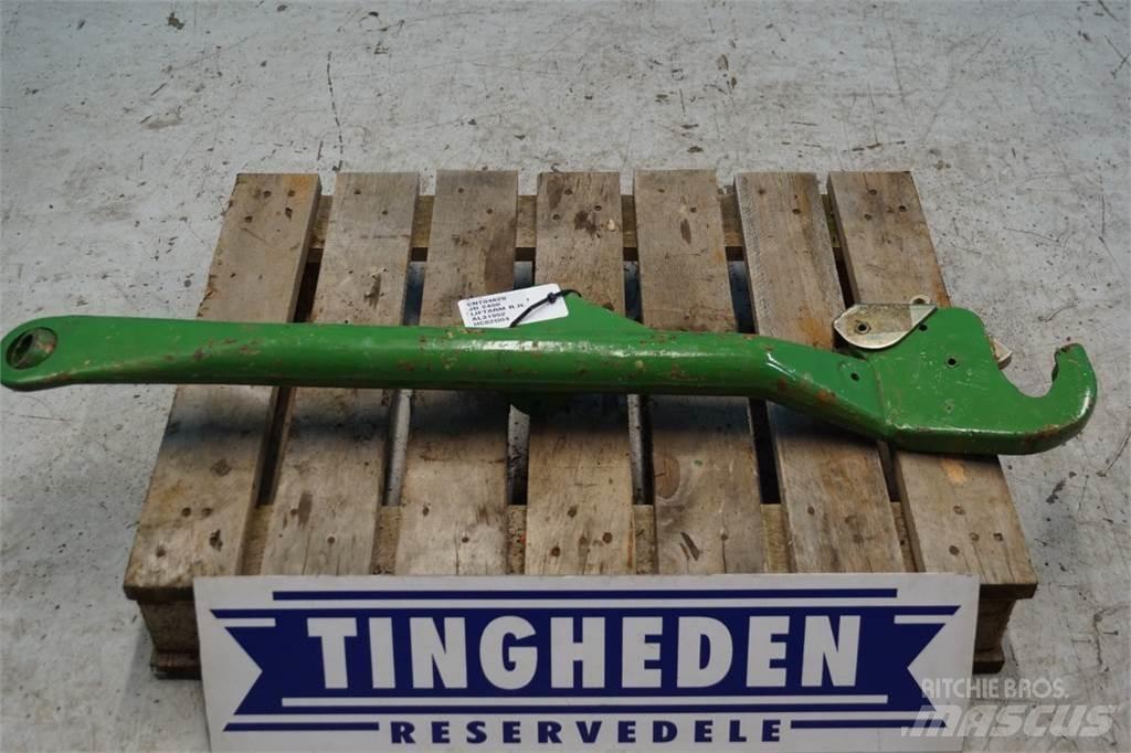 John Deere 2450 Cits traktoru papildaprīkojums