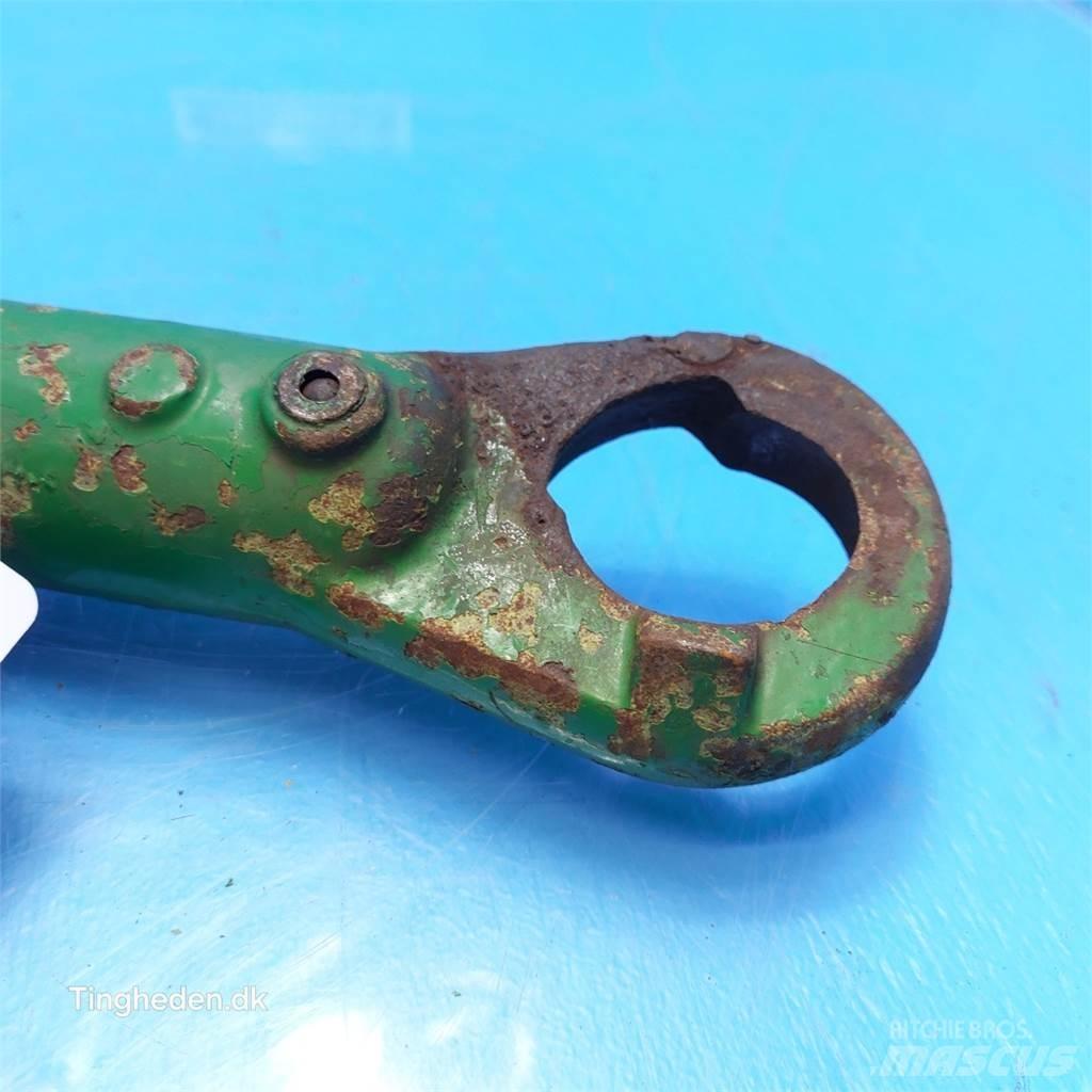 John Deere 2840 Cits traktoru papildaprīkojums