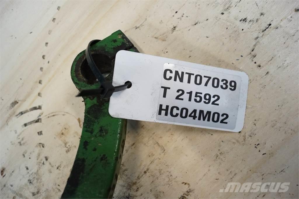 John Deere 302 Kabīnes un interjers