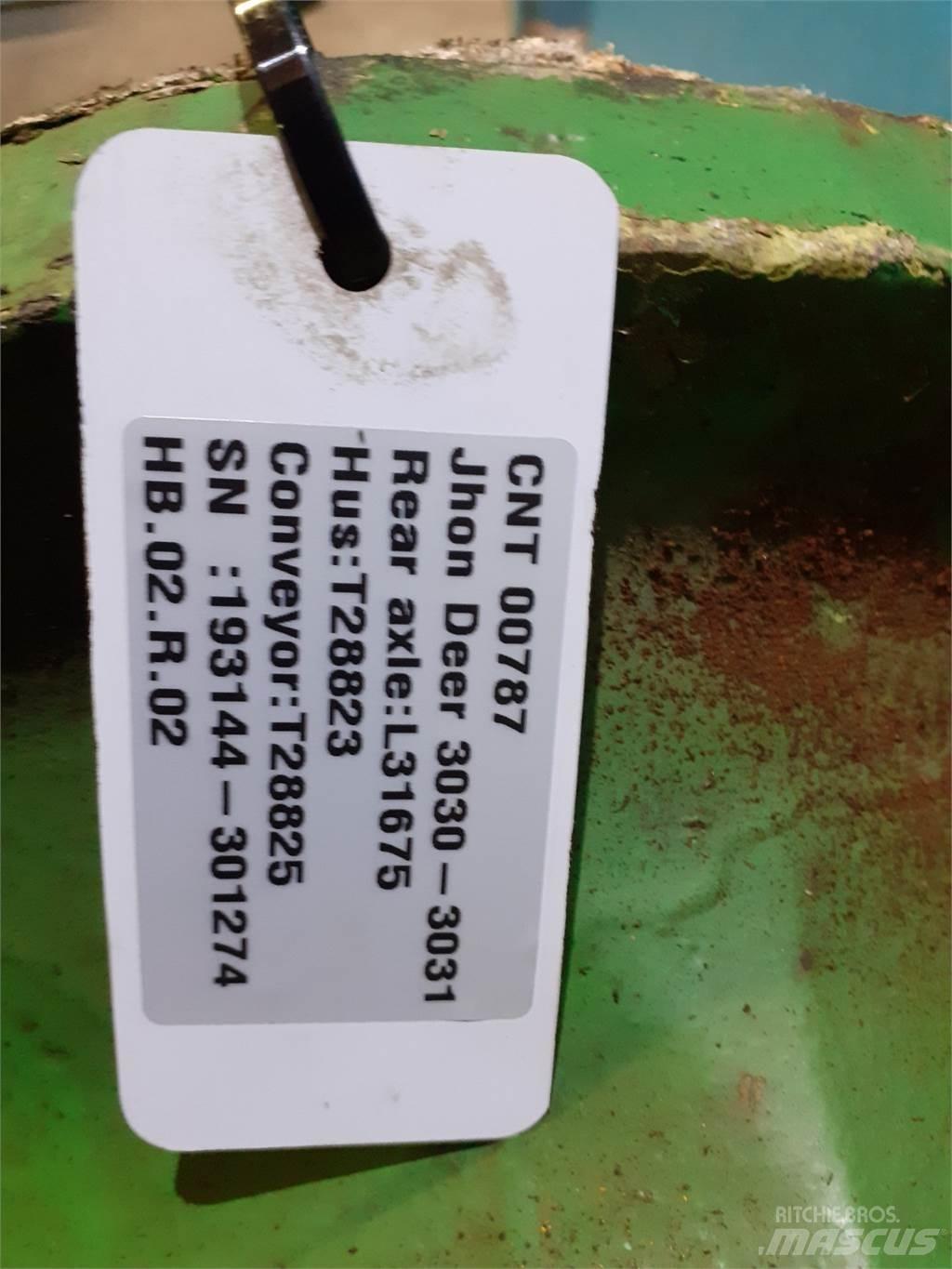 John Deere 3030 Cits traktoru papildaprīkojums