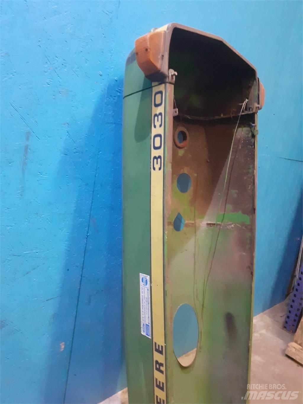 John Deere 3030 Cits traktoru papildaprīkojums