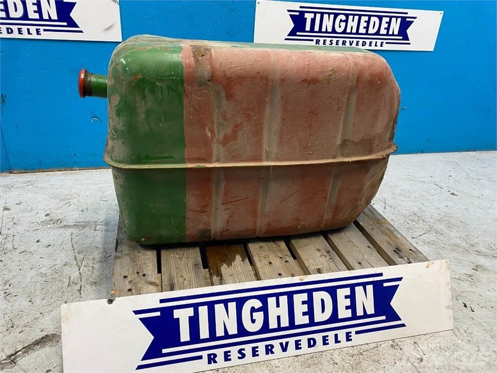 John Deere 3030 Cits traktoru papildaprīkojums