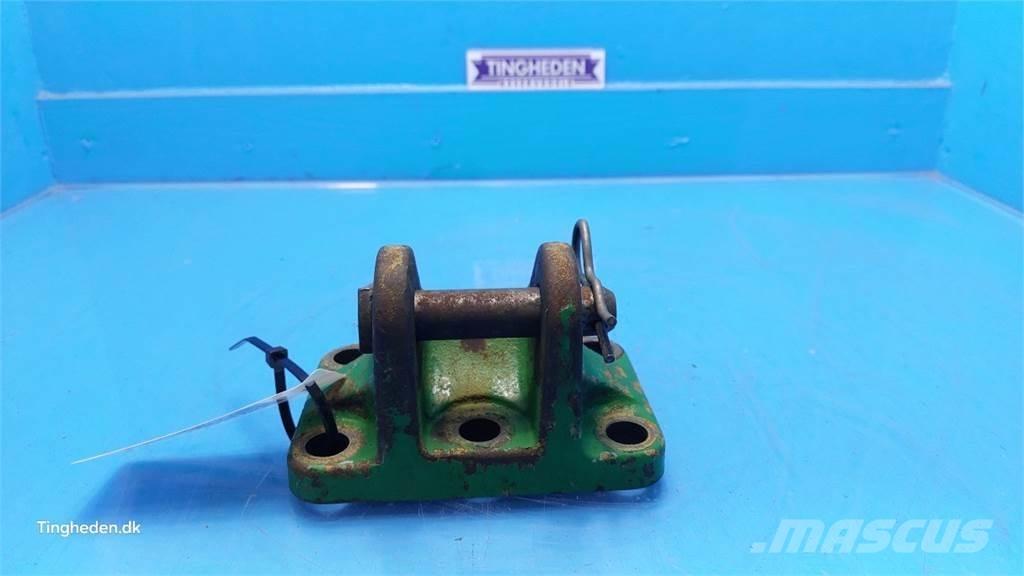 John Deere 3030 Cits traktoru papildaprīkojums