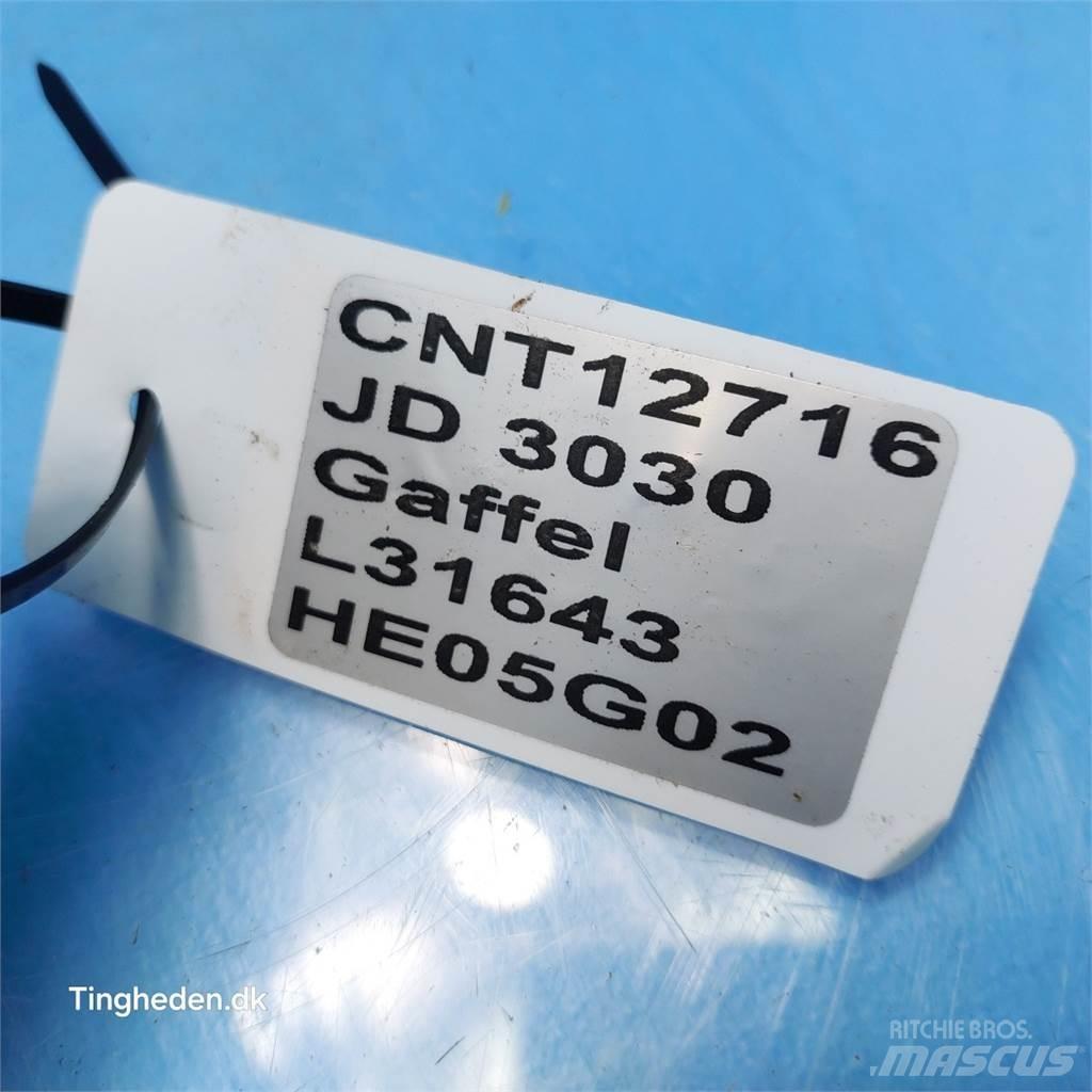 John Deere 3030 Cits traktoru papildaprīkojums