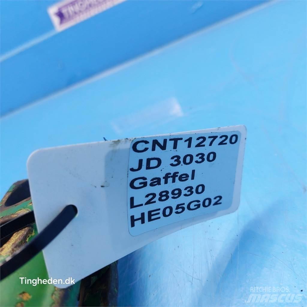 John Deere 3030 Cits traktoru papildaprīkojums