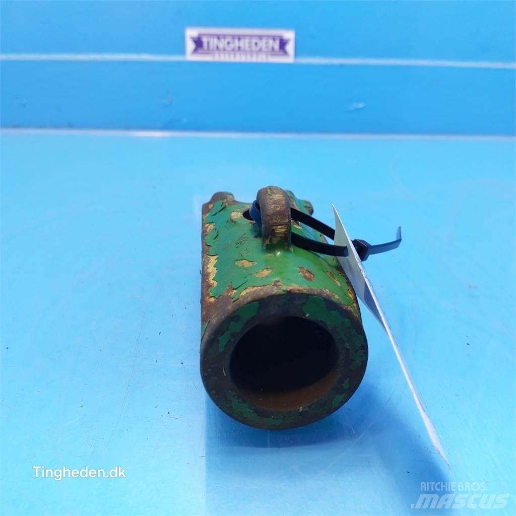 John Deere 3030 Cits traktoru papildaprīkojums