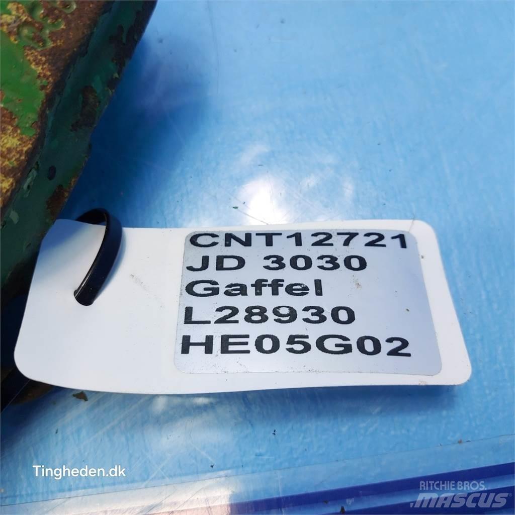John Deere 3030 Cits traktoru papildaprīkojums
