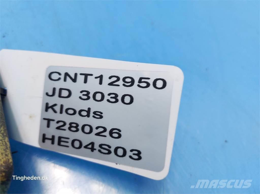 John Deere 3030 Cits traktoru papildaprīkojums