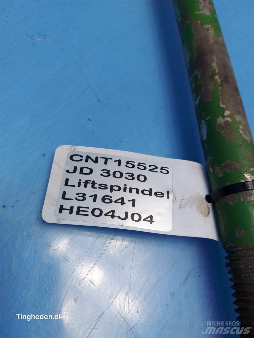 John Deere 3030 Cits traktoru papildaprīkojums