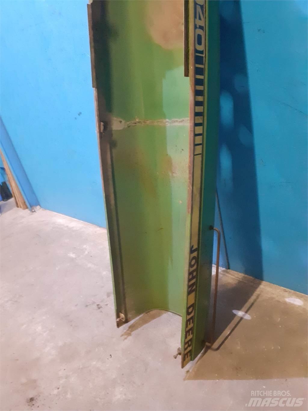 John Deere 3040 Cits traktoru papildaprīkojums