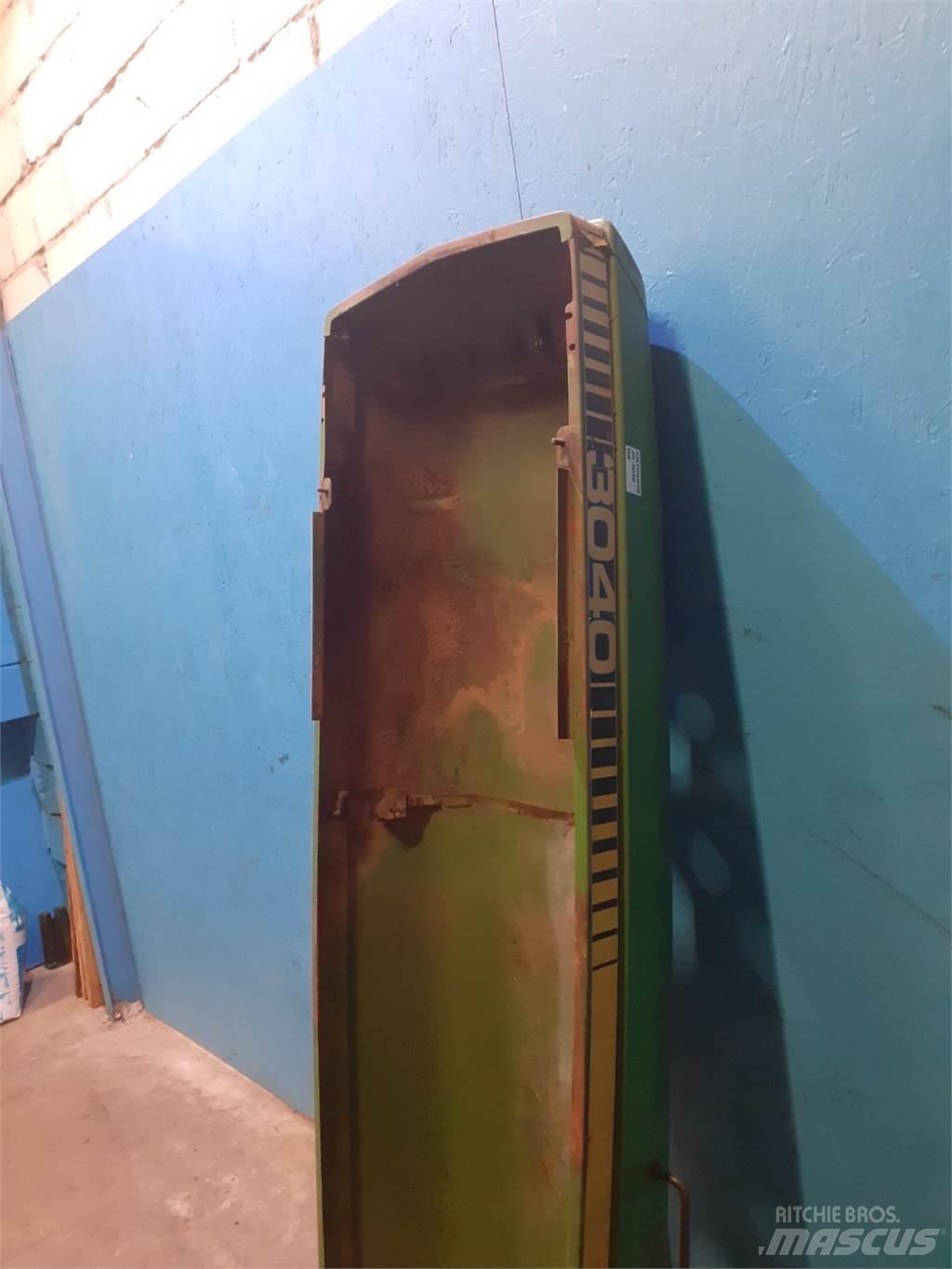 John Deere 3040 Cits traktoru papildaprīkojums
