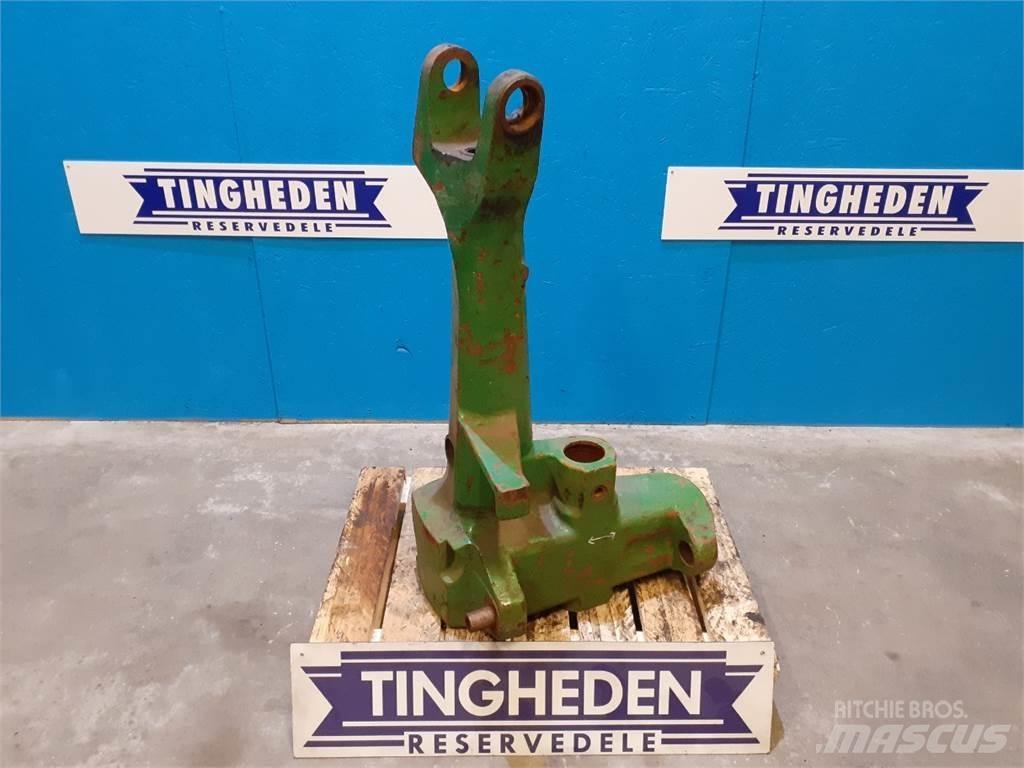 John Deere 3040 Cits traktoru papildaprīkojums