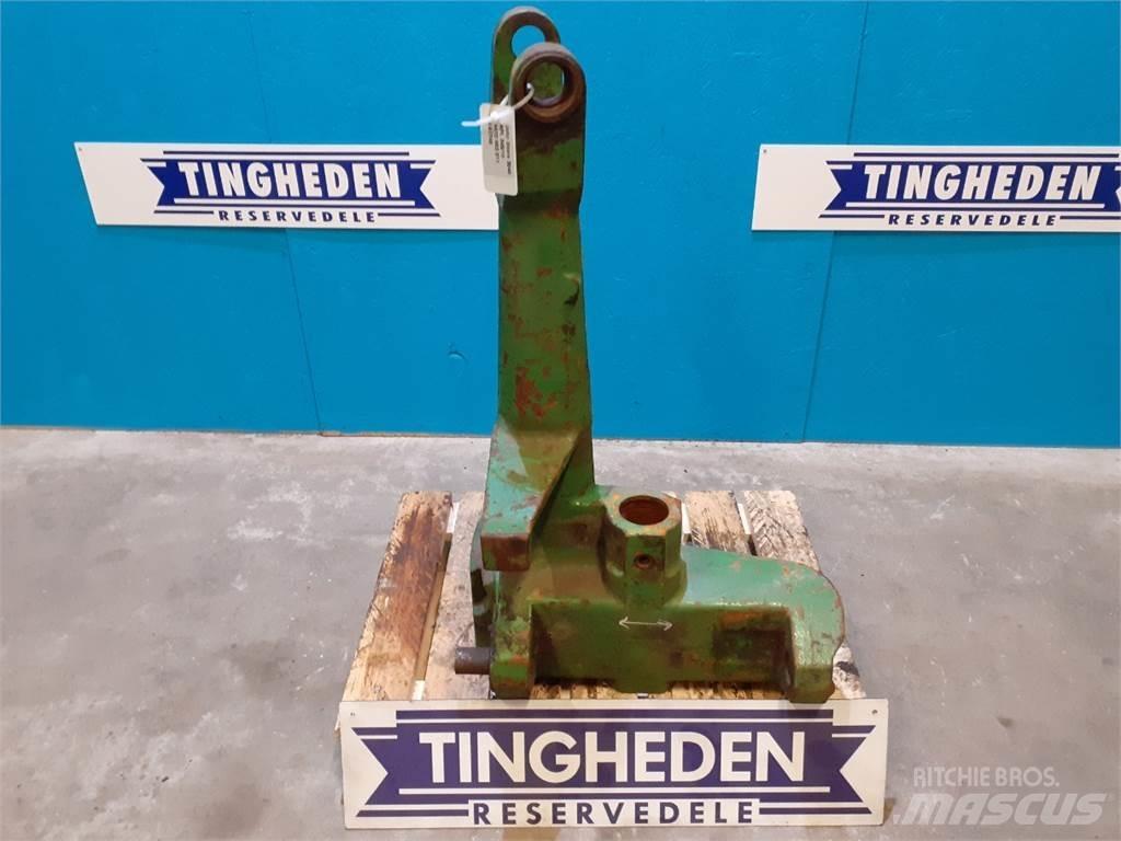 John Deere 3040 Cits traktoru papildaprīkojums