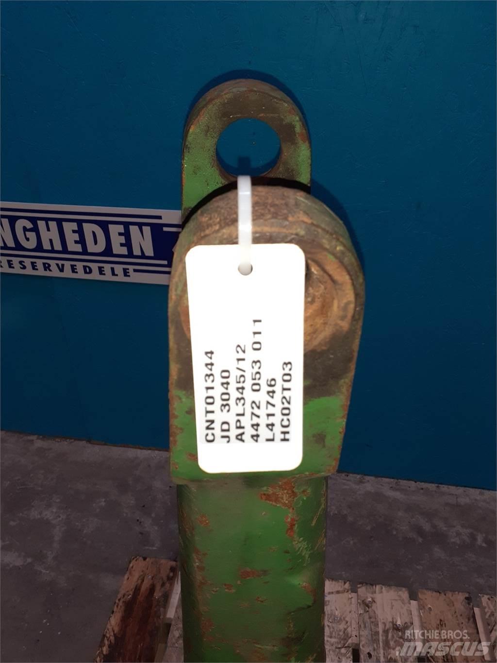 John Deere 3040 Cits traktoru papildaprīkojums