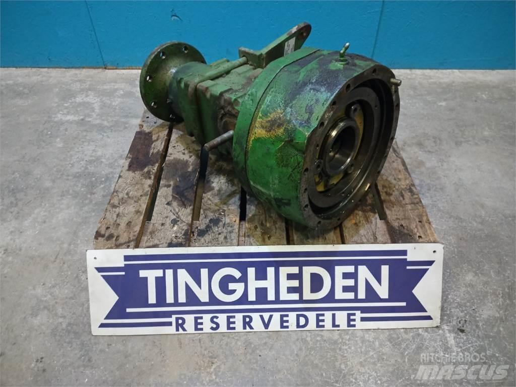 John Deere 3040 Cits traktoru papildaprīkojums