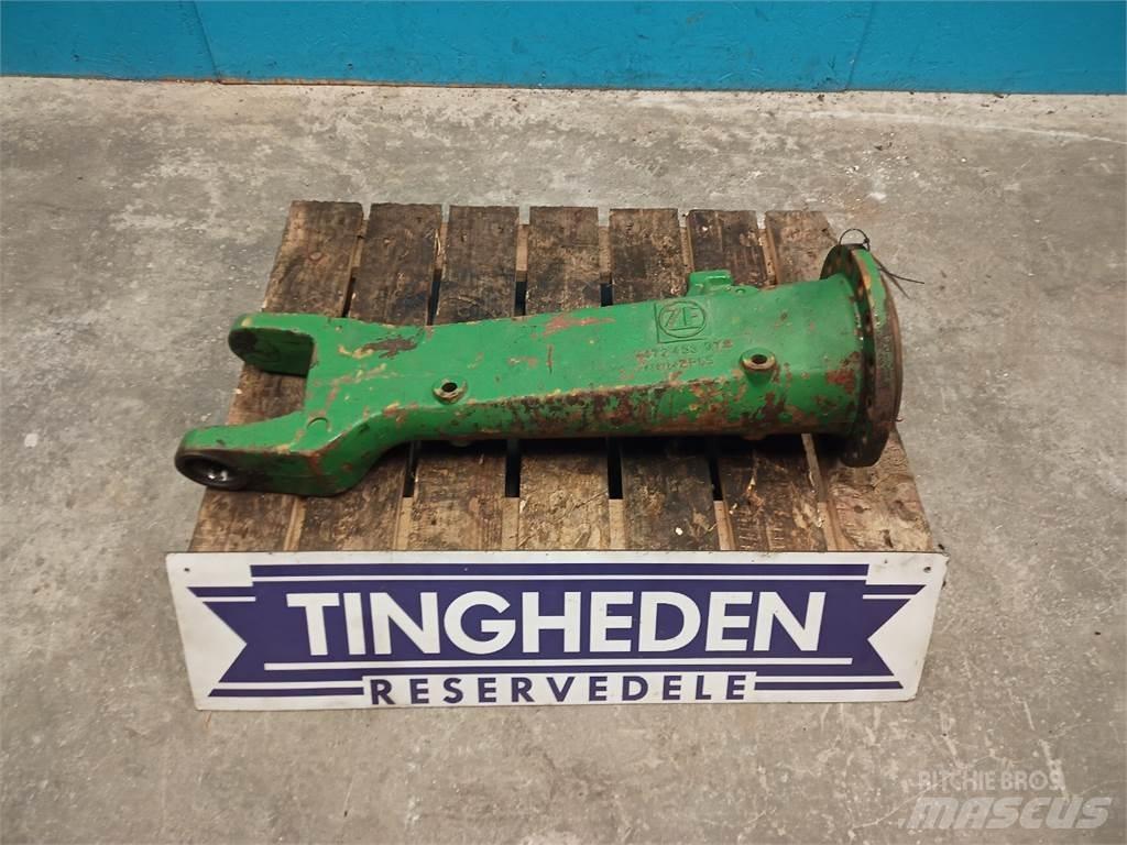 John Deere 3040 Cits traktoru papildaprīkojums