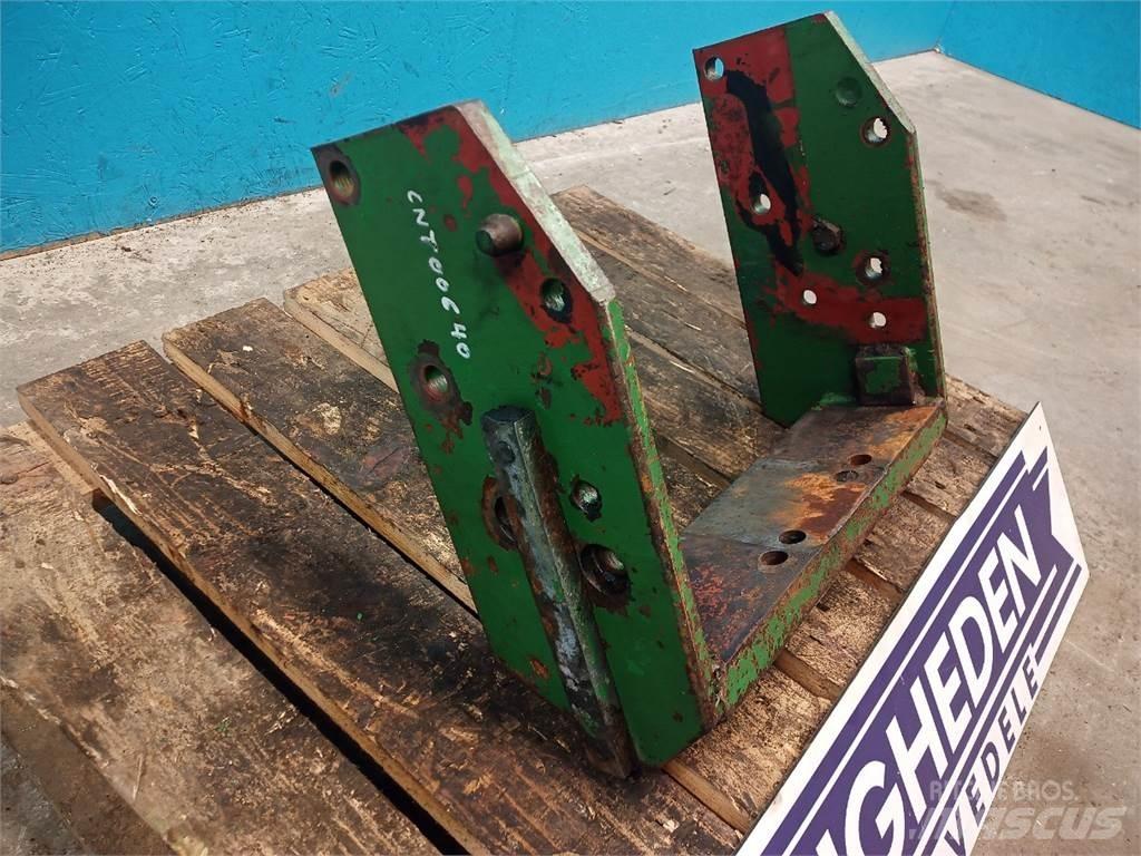 John Deere 3040 Cits traktoru papildaprīkojums