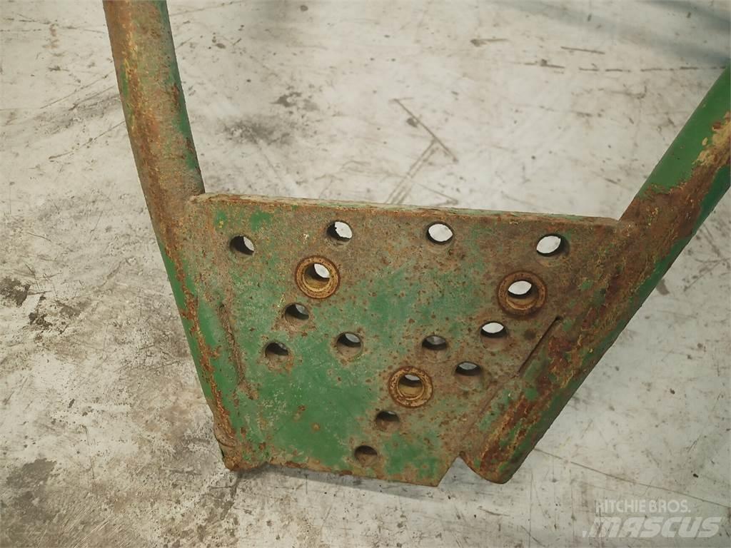 John Deere 3040 Cits traktoru papildaprīkojums