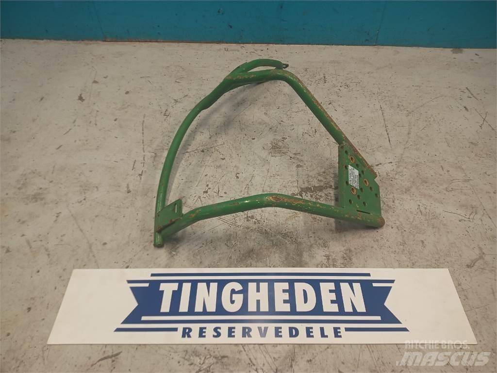 John Deere 3040 Cits traktoru papildaprīkojums