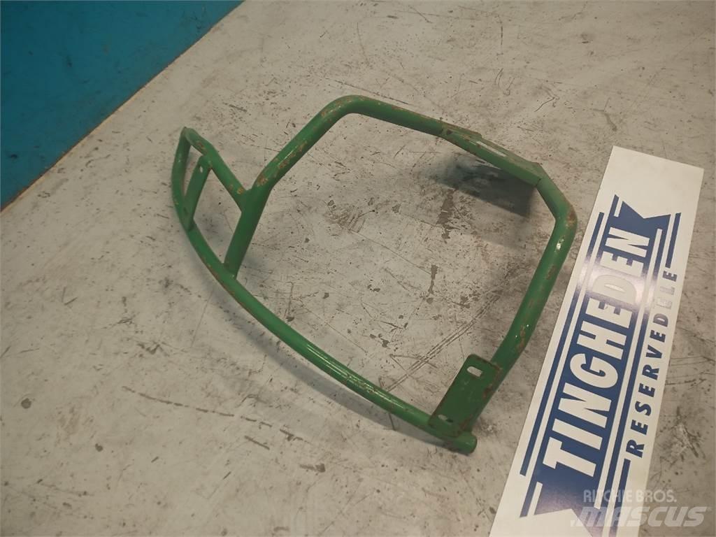 John Deere 3040 Cits traktoru papildaprīkojums