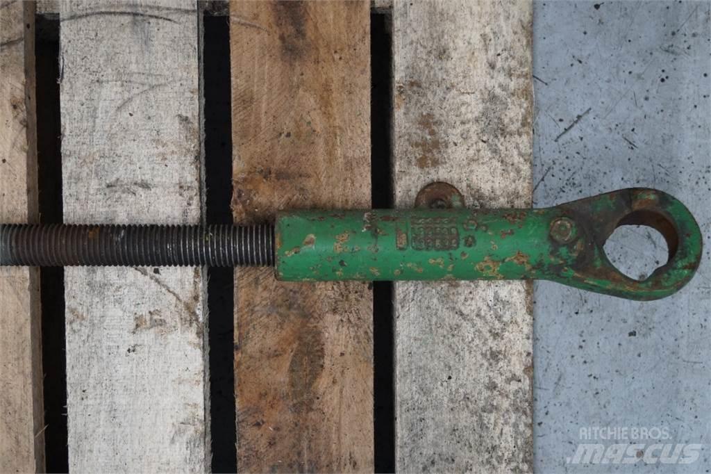 John Deere 3040 Cits traktoru papildaprīkojums