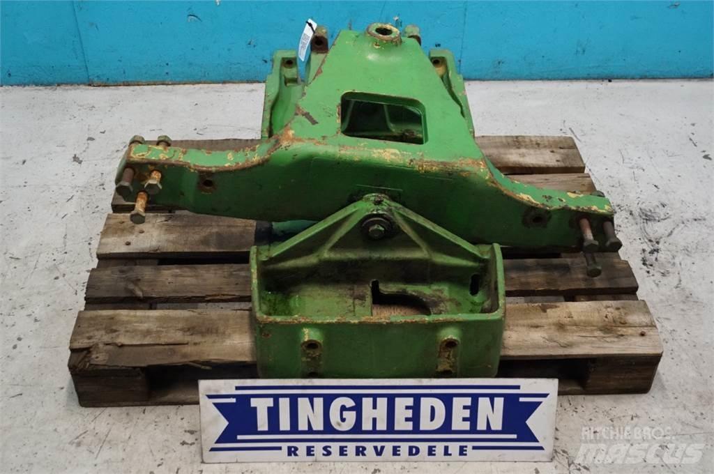 John Deere 3040 Cits traktoru papildaprīkojums