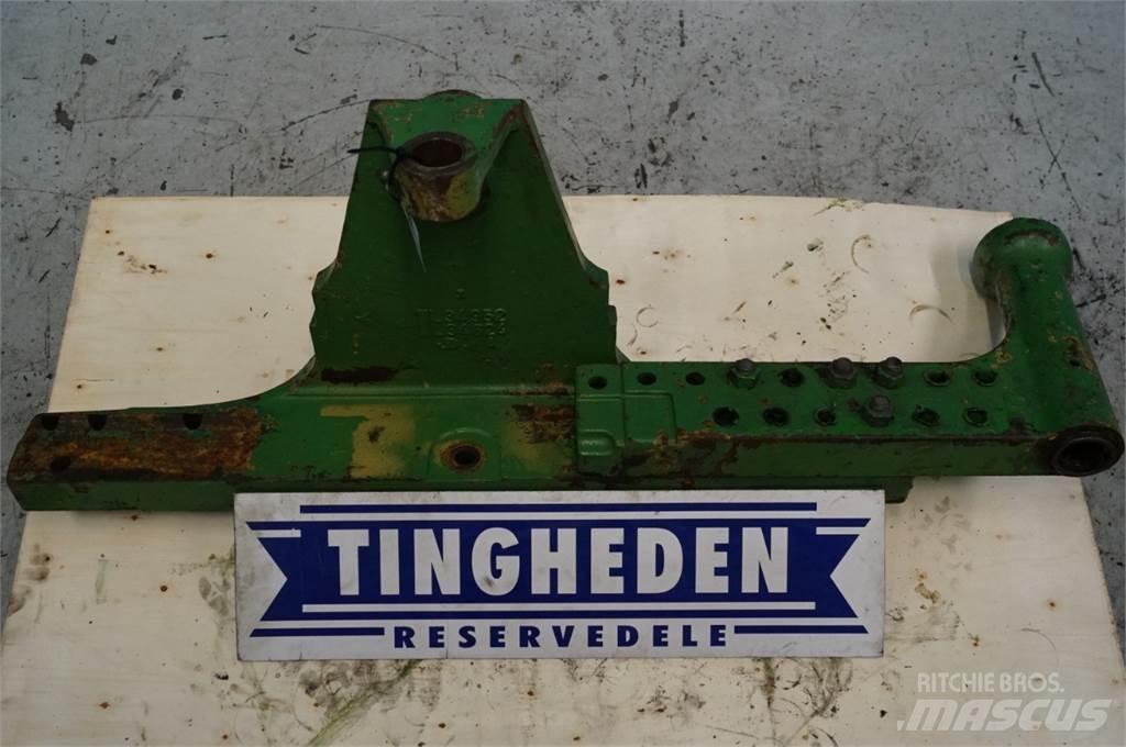 John Deere 3040 Cits traktoru papildaprīkojums