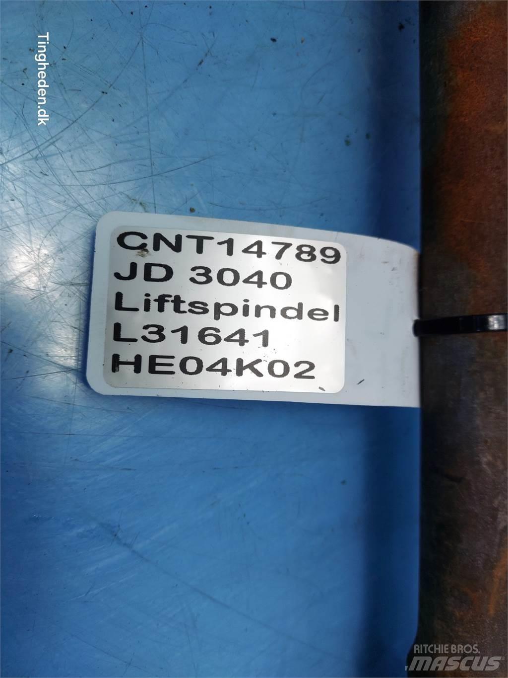 John Deere 3040 Cits traktoru papildaprīkojums