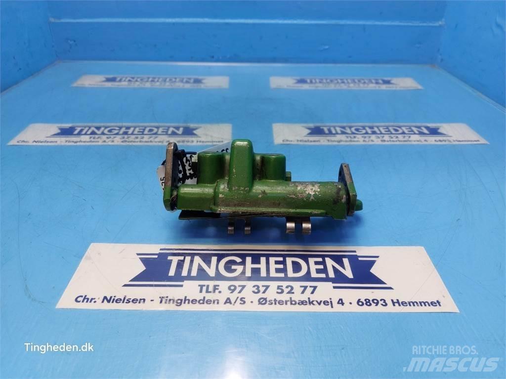 John Deere 3040 Transmisija