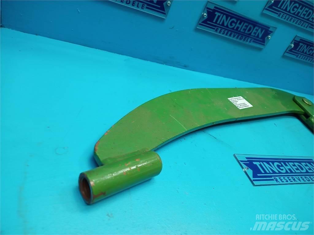 John Deere 3050 Cits traktoru papildaprīkojums