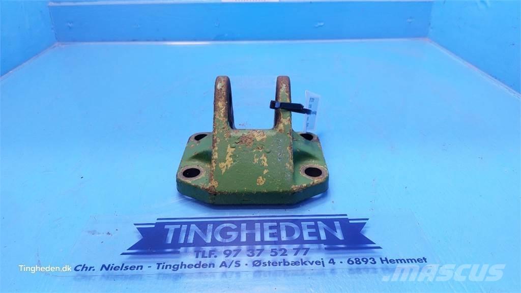 John Deere 3050 Cits traktoru papildaprīkojums