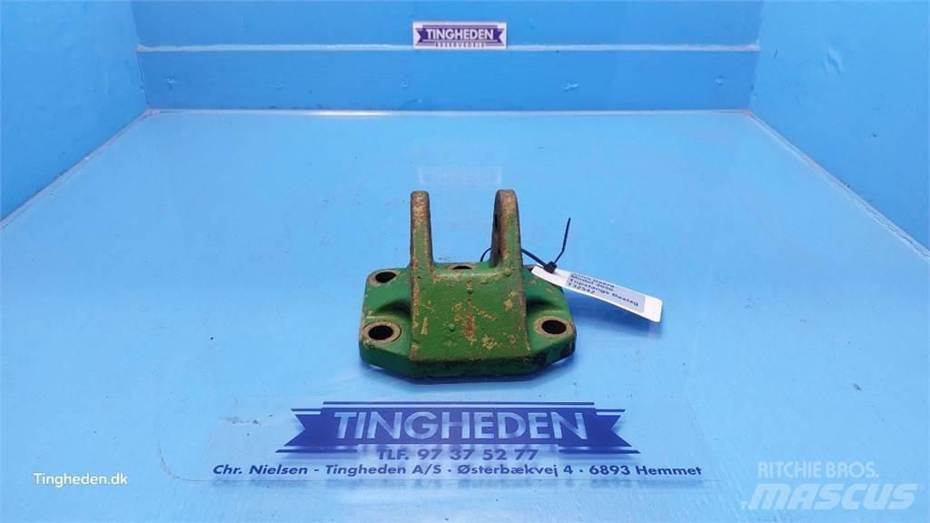 John Deere 3050 Cits traktoru papildaprīkojums