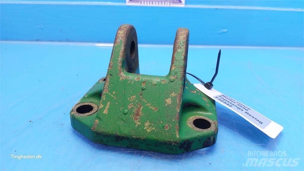 John Deere 3050 Cits traktoru papildaprīkojums
