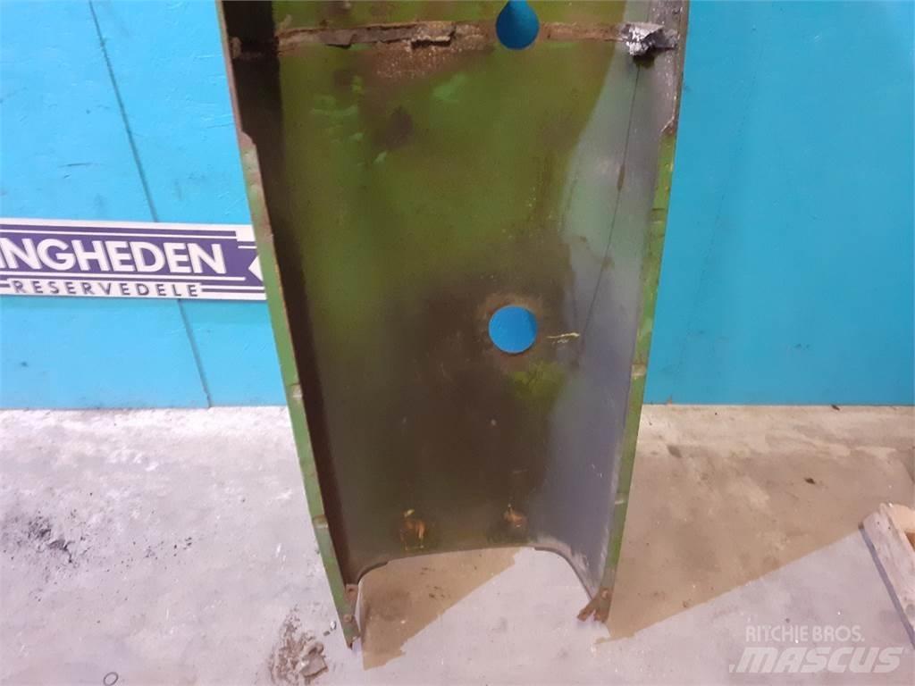 John Deere 3130 Cits traktoru papildaprīkojums