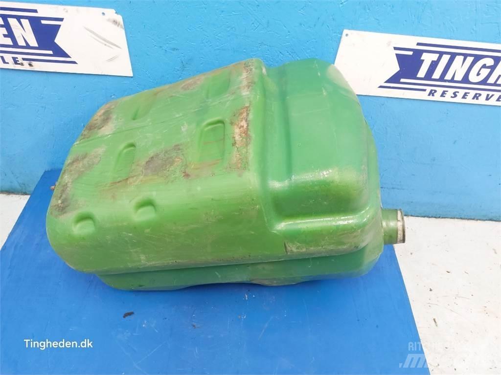 John Deere 3140 Cits traktoru papildaprīkojums