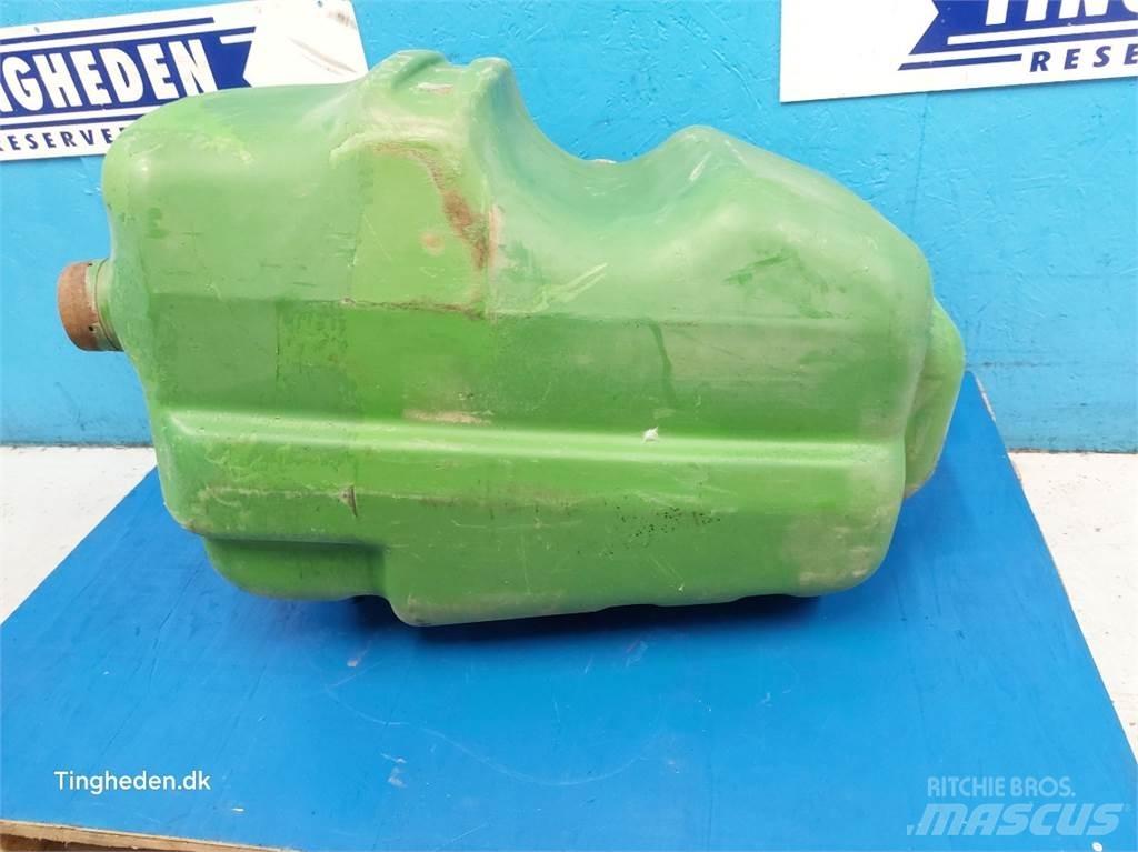 John Deere 3140 Cits traktoru papildaprīkojums