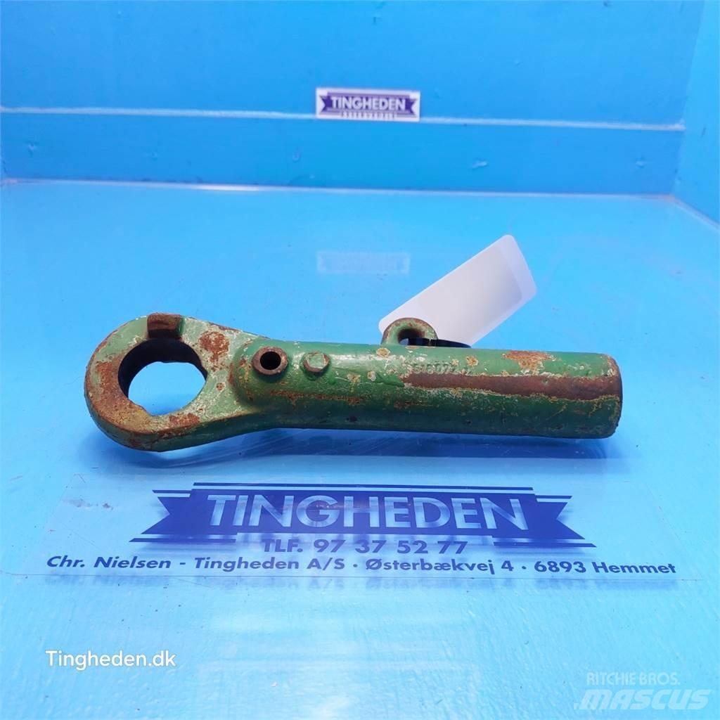 John Deere 3350 Cits traktoru papildaprīkojums