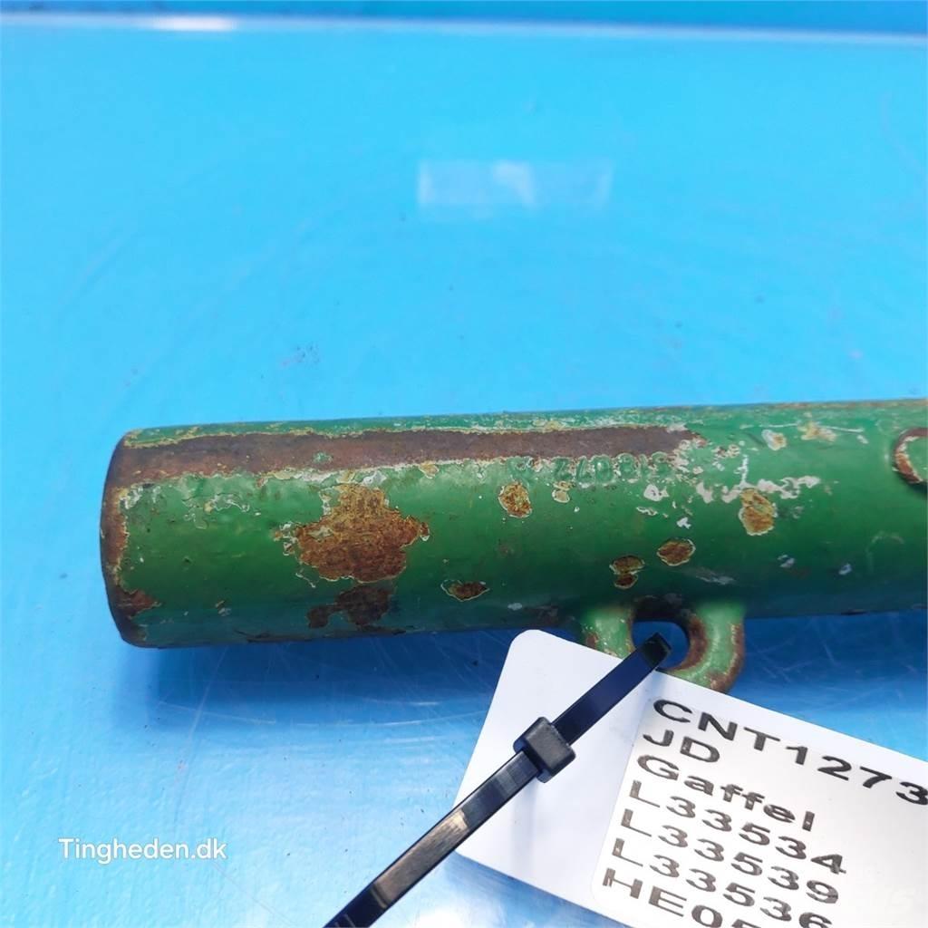 John Deere 3350 Cits traktoru papildaprīkojums