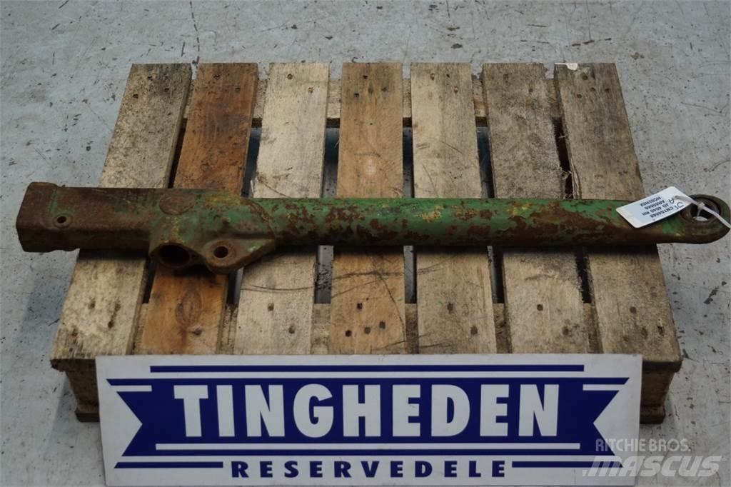 John Deere 4040 Cits traktoru papildaprīkojums