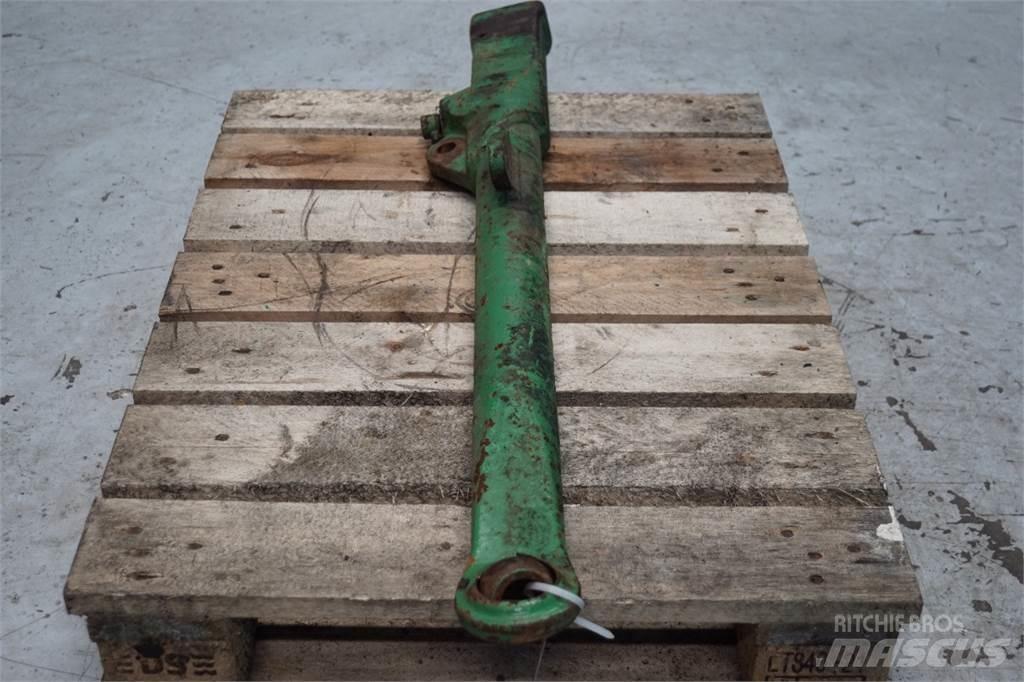 John Deere 4040 Cits traktoru papildaprīkojums