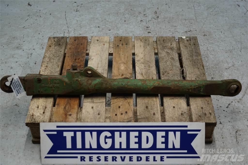 John Deere 4040 Cits traktoru papildaprīkojums