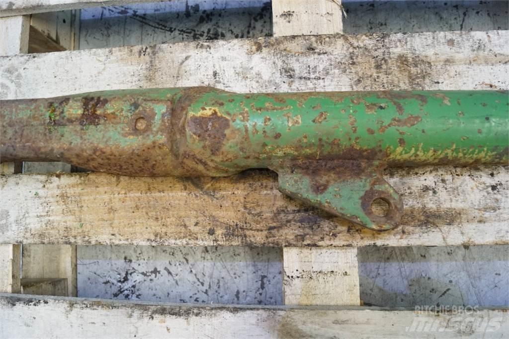 John Deere 4040 Cits traktoru papildaprīkojums
